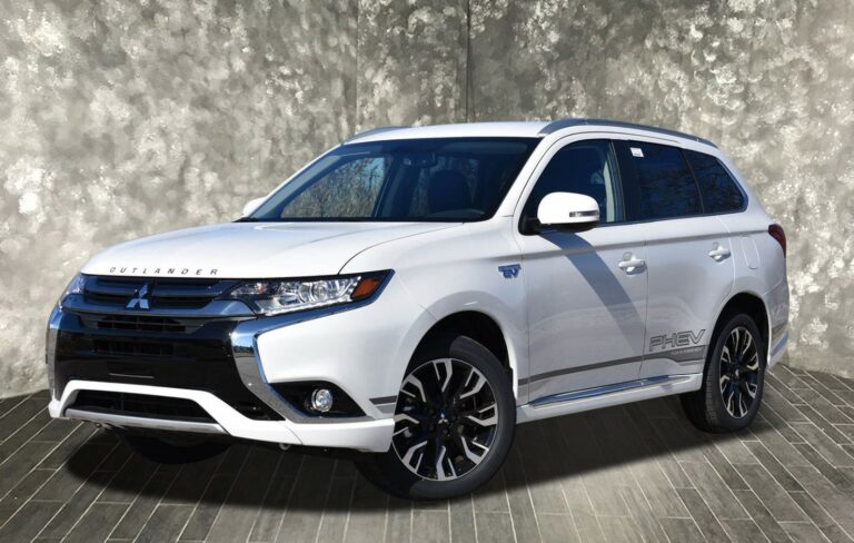 Mitsubishi Outlander PHEV 2026 Price